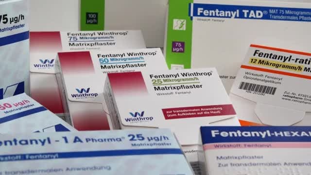 Search of Arlington home leads to seizure of 10,000 fentanyl pills, 29 guns, roughly $1M in cash