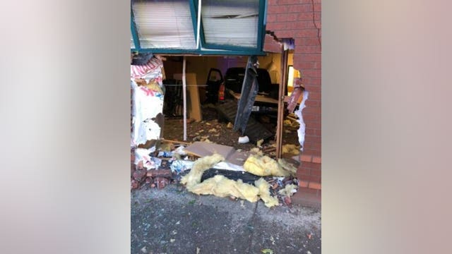 Pickup truck plows through brick wall, into Sheridan Elementary School in Tacoma