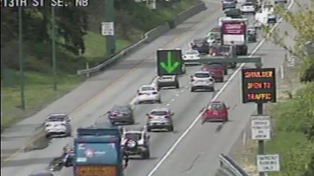 Drivers react to opening of peak-use shoulder lane on I-405