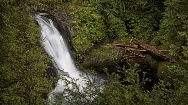 Seattle man falls to his death at Wallace Falls