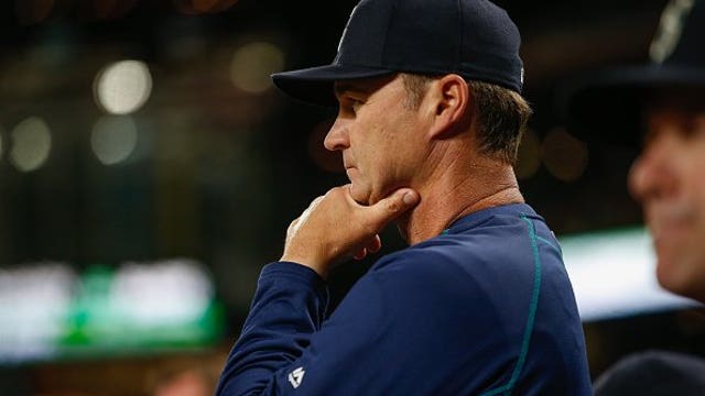 Mariners have at least one player test positive for COVID-19; team makes roster moves