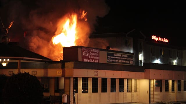 Fire destroys landmark restaurant, 'it's a loss to the city'