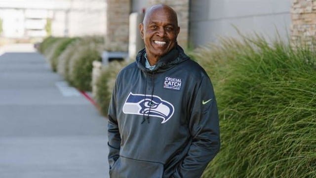 Former Seahawks, Husky safety Nesby Glasgow dies after battle with cancer