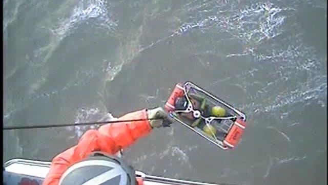 2 windsurfers rescued from Puget Sound following gale-force winds
