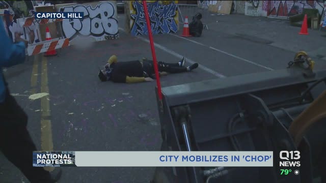 CHOP protesters work to build dialogue with Seattle's fire chief, city leaders