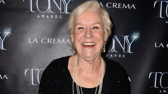 Barbara Tarbuck of 'General Hospital' dies at 74