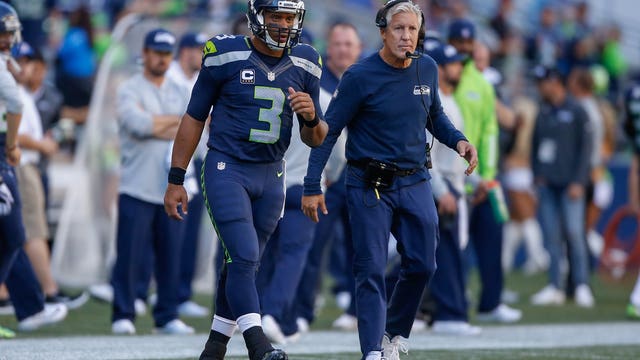 Russell Wilson to start for Seahawks despite knee sprain