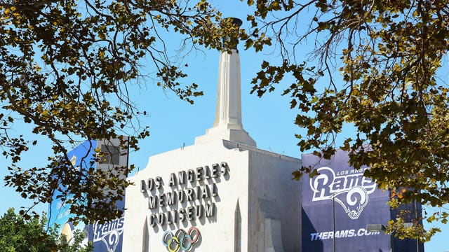 Seahawks once again link arms in show of unity during national anthem