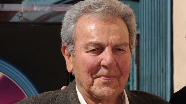 'Mannix' star Mike Connors dies at 91