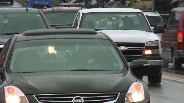 Traveling for the holidays? Here are the worst, best times to hit the road