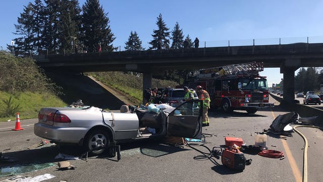Two hurt in multi-car crash in Parkland