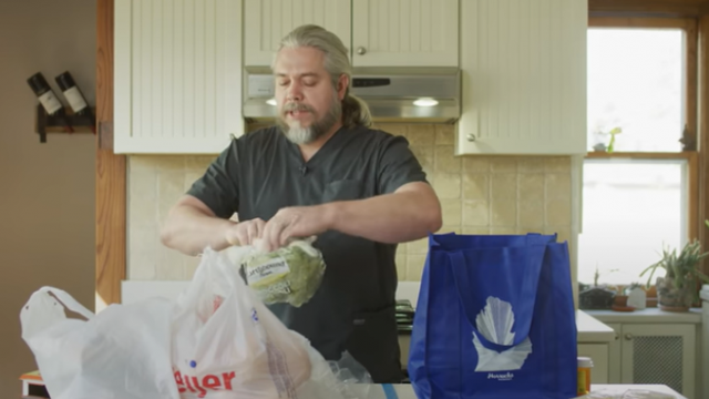 Sanitize groceries, discard takeout containers immediately: Doctor demonstrates 'sterile technique'