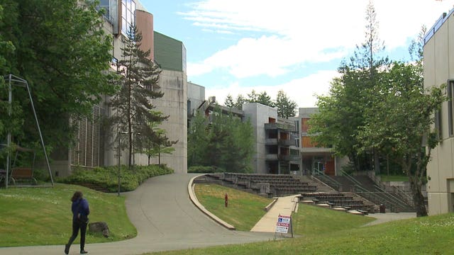 2 students seek $1 million in college discrimination lawsuit