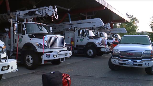 Snohomish PUD workers heading to help with Hurricane Irma relief