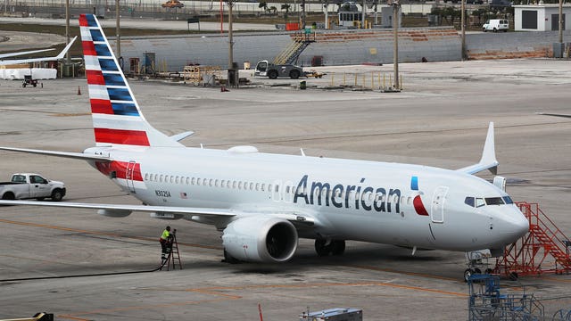 American Airlines to offer personal protective equipment to customers