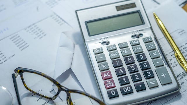 Half of working-age Americans might not have a paycheck in May as layoffs surge