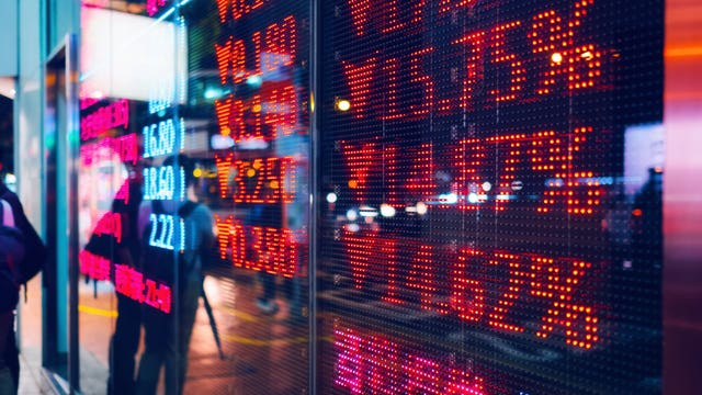 Stocks roar back from big losses after emergency declaration