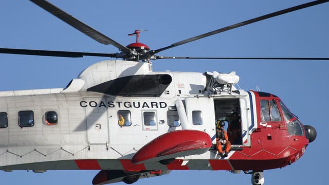 Coast Guard searching for man swept from rocks near Cape Flattery