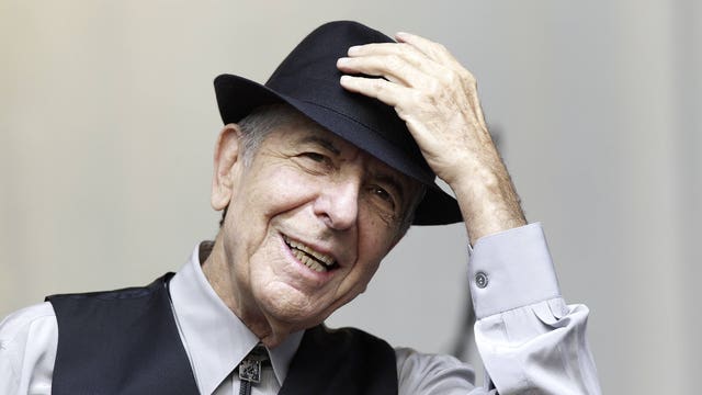 Singer-songwriter Leonard Cohen dead at 82
