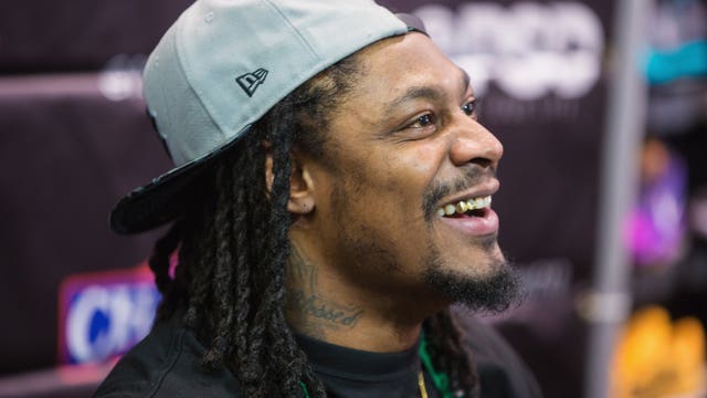 Marshawn Lynch, Dr. Fauci discuss vaccine hesitancy