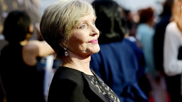 Florence Henderson, 'The Brady Bunch' mom, dead at 82