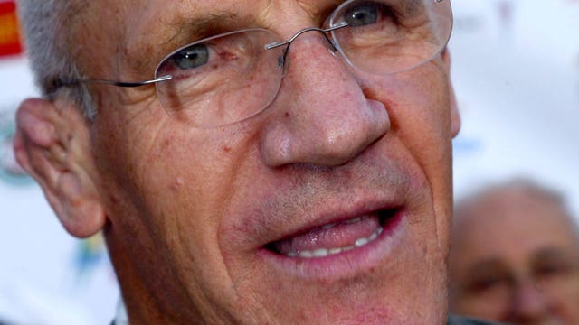 Professional wrestling Hall of Famer Bruno Sammartino dies at 82