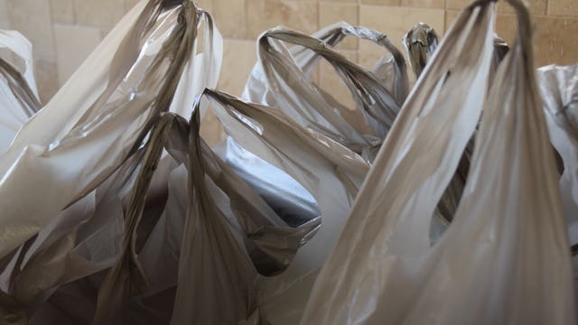 Single-use plastic bag ban for Washington state now in effect