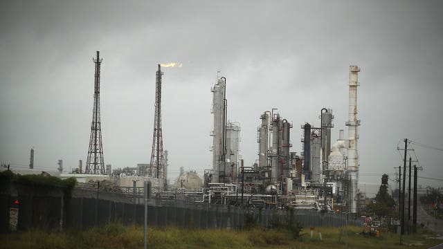 Harvey could have deep impact on Texas oil, US economy