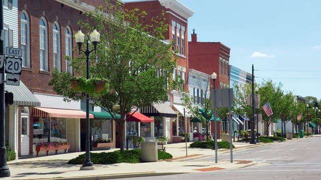 Buyer wanted: Tiny Oregon town for sale