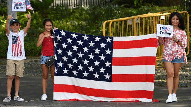 Trump and Kim arrive in Singapore hours apart