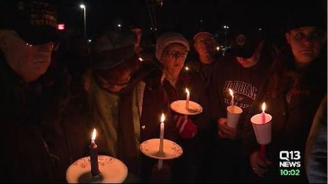 Hoquiam's candlelight memorial honors slain Pierce County deputy who began his career there