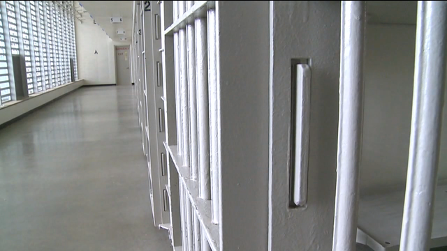 Gov. grants reprieve in child killer's death sentence