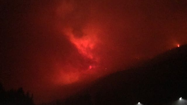 Norse Peak Fire scorches nearly 20,000 acres; at least 350 structures in evacuation zones