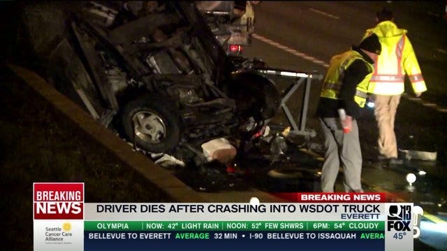 Driver dies after crashing into WSDOT truck on I-5 in Everett