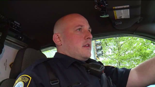 Middle school teacher changes career after 10 years to become Puyallup Police Officer