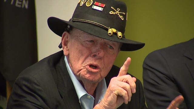 Famed Vietnam War correspondent returns to collect and share more veterans' stories