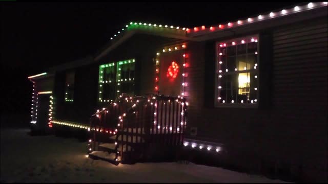 Strangers can control Ohio home’s Christmas light display via the Internet