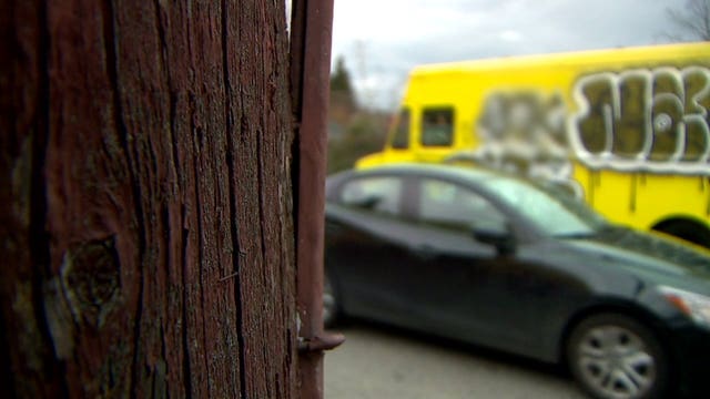 ''We're trying to hang by threads': Seattle restaurant vandalized