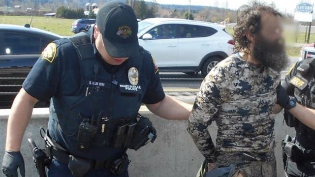 Man accused of throwing rocks on I-5