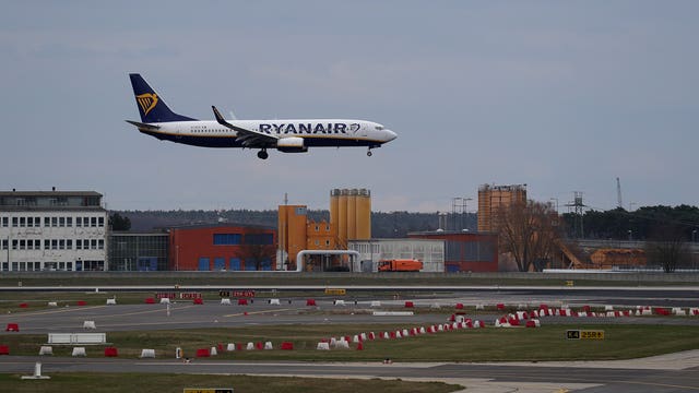 Boeing jet trouble leads to cuts at Europe's busiest airline