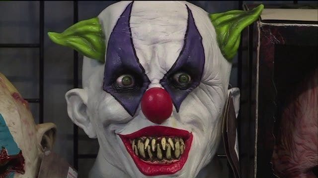 Mississippi county outlaws clown costumes, masks or makeup until after Halloween
