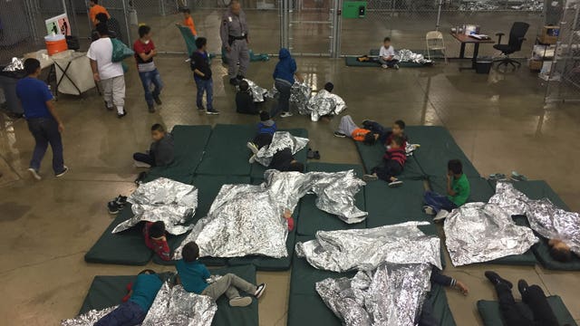 Federal judge orders government to reunite separated families within 30 days
