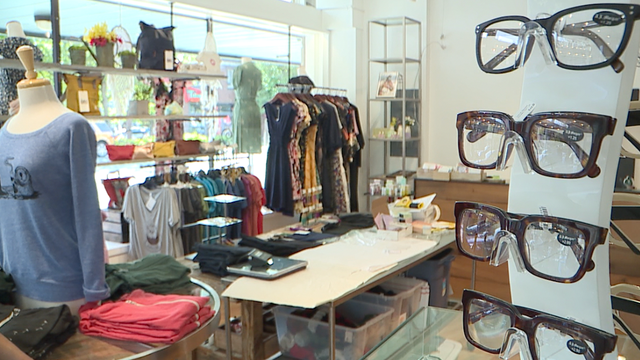 Local business owners have mixed feelings on curbside pickup