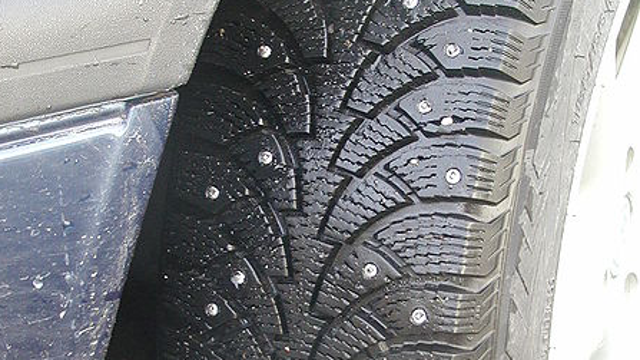 Electric truck maker Rivian, backed by Amazon, flys in debut