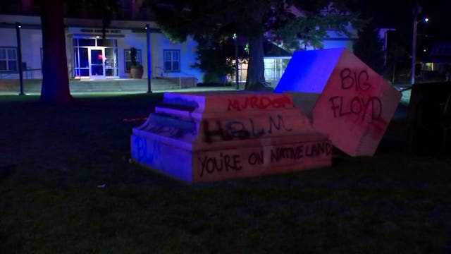 Portland protesters topple George Washington statue