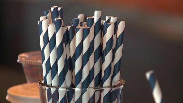 Seattleites embrace biodegradable utensils as Seattle's plastic ban takes effect