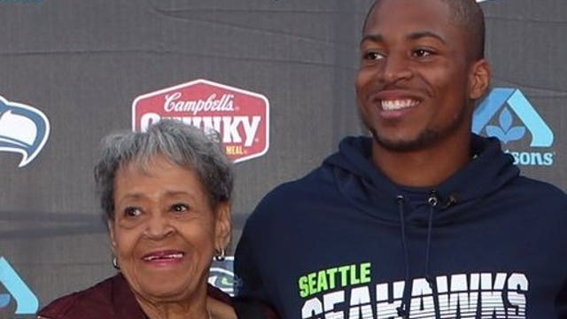 Seahawks star receiver Tyler Lockett shares special bond with great grandma: 'She helped take care of me'