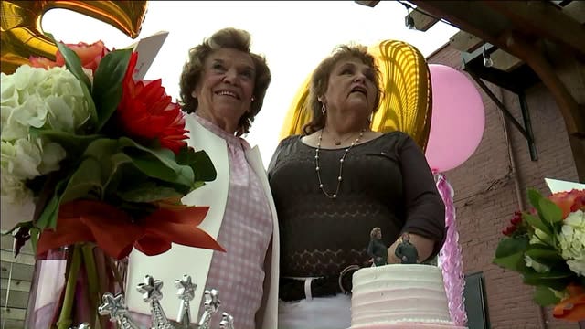 Pair of waitresses celebrate working 50 years at same restaurant
