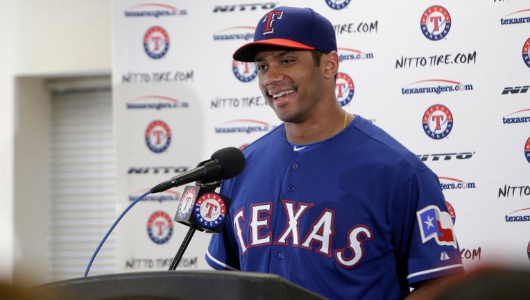 Russell Wilson back to baseball, joins Texas Rangers March 28