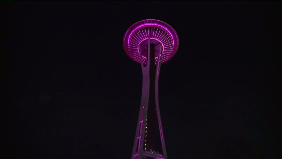 Space Needle S T Mobile New Year S Celebration Promises Extended Show   Space Needle New Year Dark  